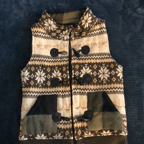 Puffer Vest - Picture 1 of 4